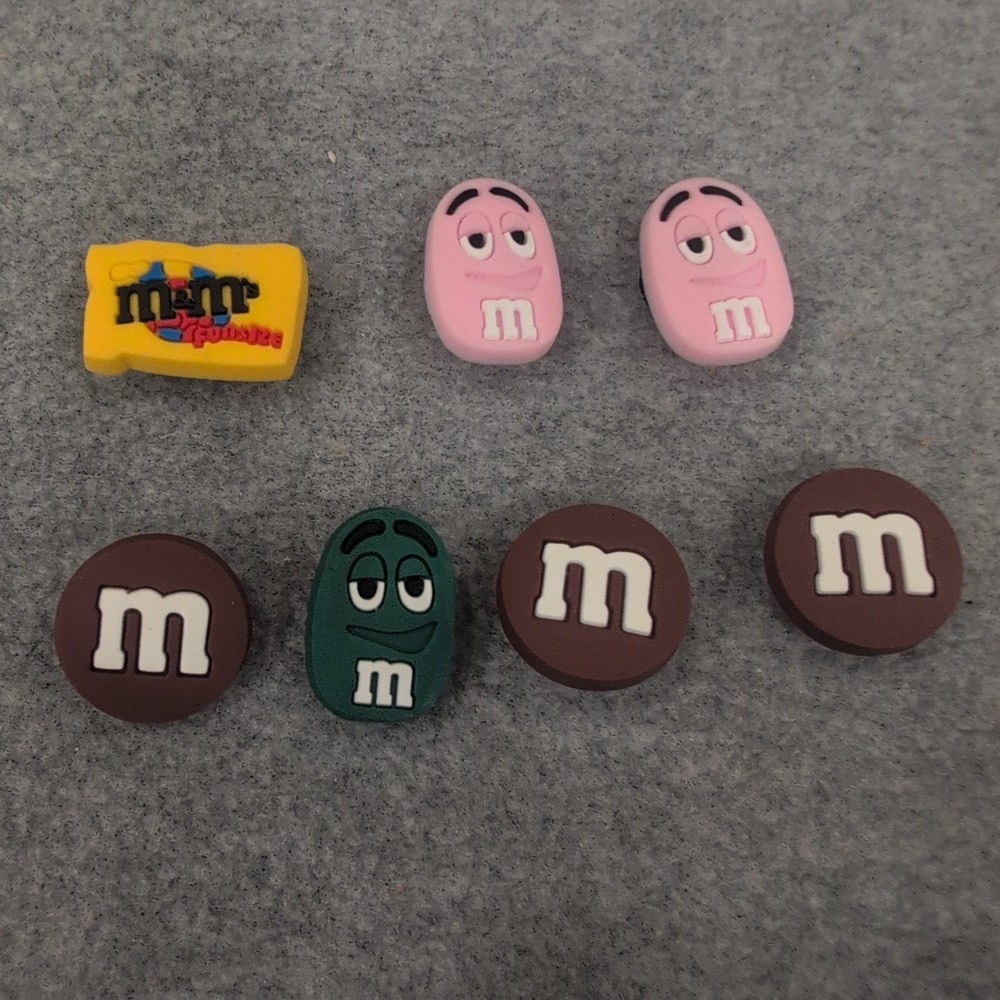 7pc M&M's Candy Shoe Charms Lot Pink Green Brown Fun Size Bag Clog Accessories - Picture 1 of 1
